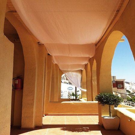 Hotel Porto Carra à Fira  Extérieur photo